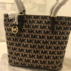 Michael Kors Jet Set Tote - NWT
